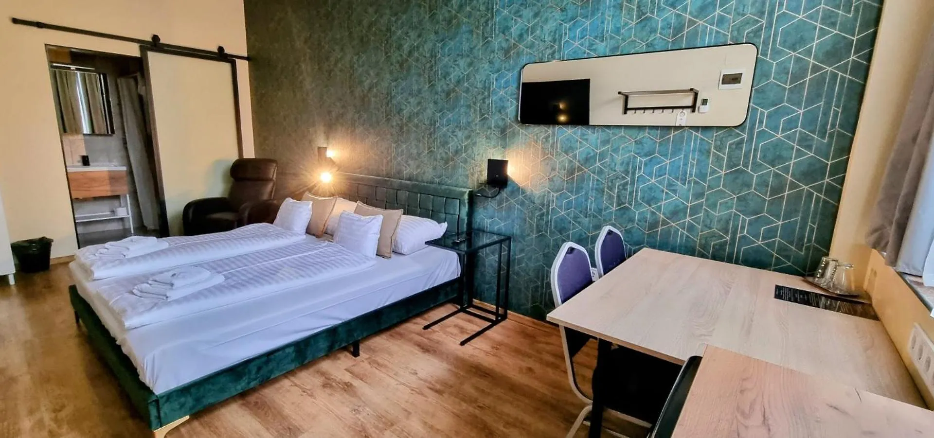 Boutique Hotel & Event Center Будапешт 0*,